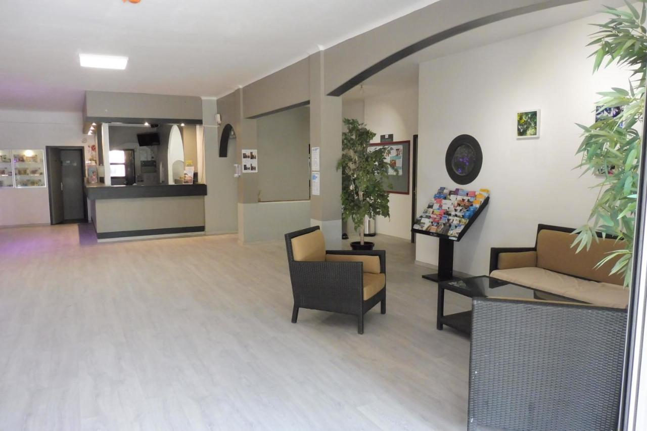 Ulvf Les Residences Du Colombier Fréjus エクステリア 写真